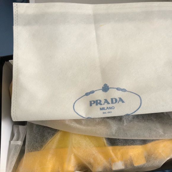 prada cloud busters - Picture 2 of 4